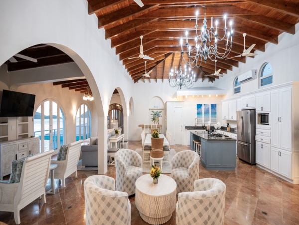 Luxury Villa Retreat 5_Bedroom - Spacious & Comfortable Accommodation